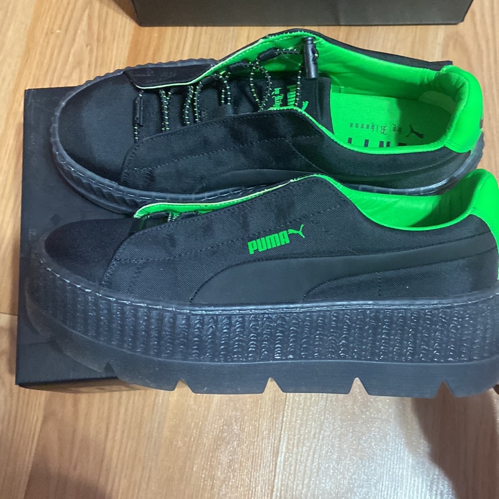 BRAND NEW NEVER WORN Fenty Puma Creepers Womens Size 8.5 WITH BOX.